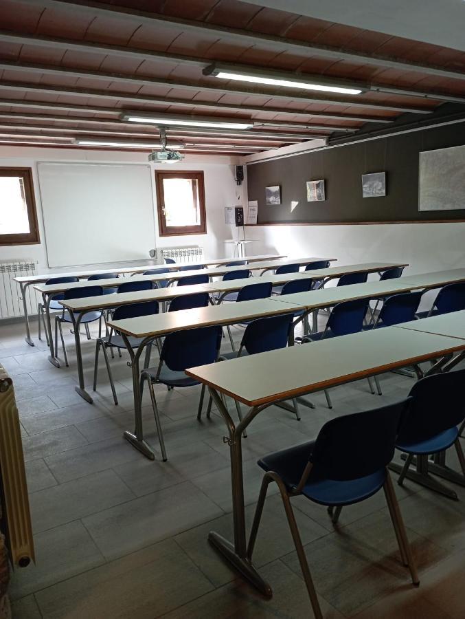 Aula Natura La Salle - Cal Cerdanyola باغا المظهر الخارجي الصورة
